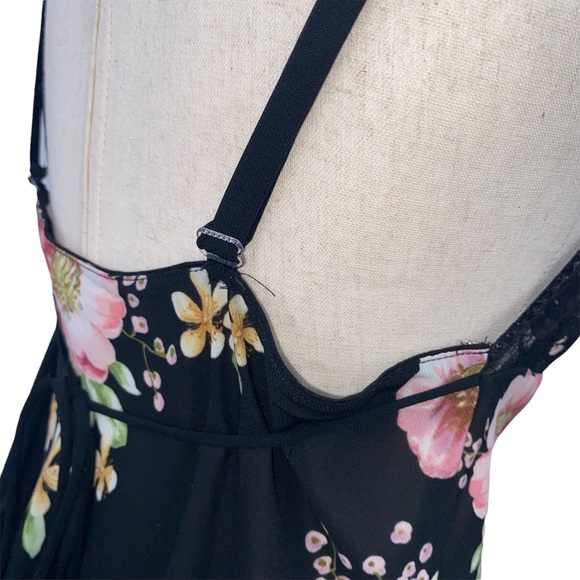 Oscar de la Renta Floral Chemise - Size Medium - Picture 9 of 11